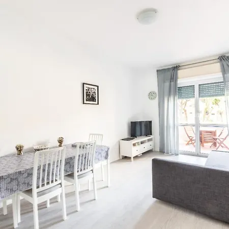 Rvh - Acton 4 Apartment Lido di Ostia